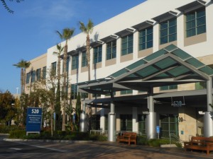 The entrance to the modern 520 Superior building at Hoag Helath Center, Newport Beach - home to OC Vascular Specialists